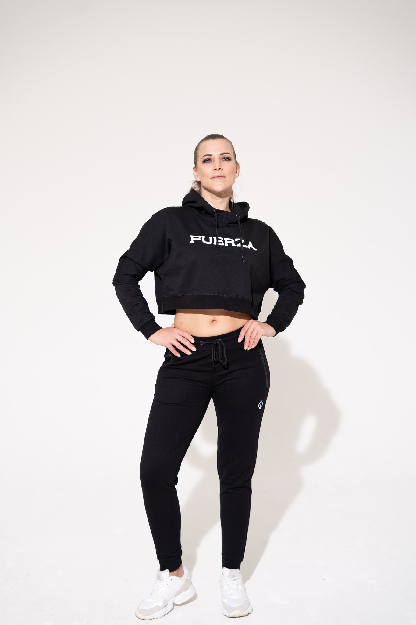 Fuerza Comfy Suit - Black