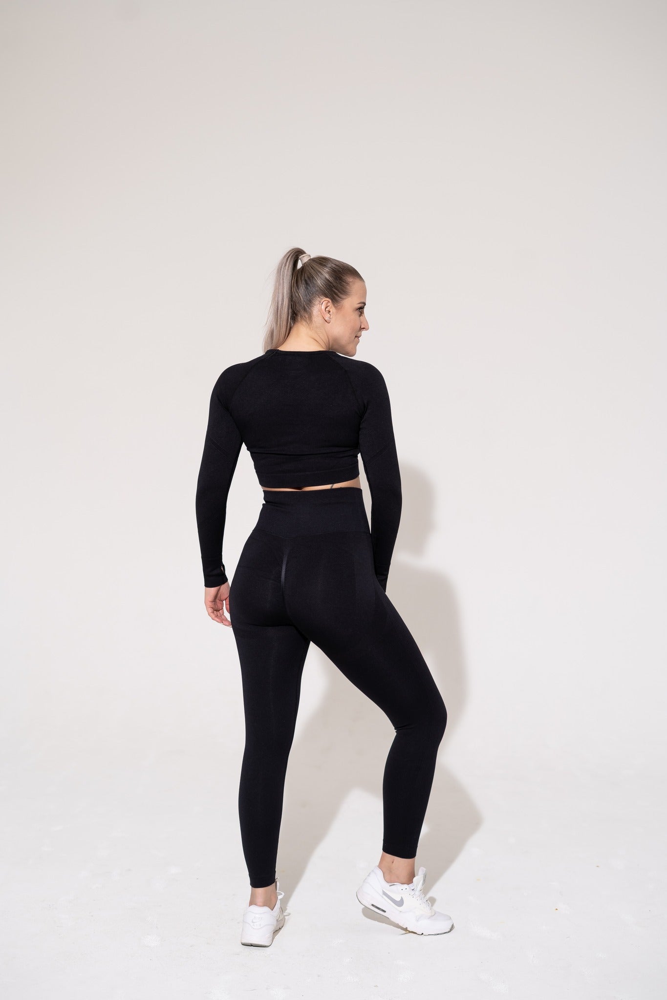 Training Set Matt Black